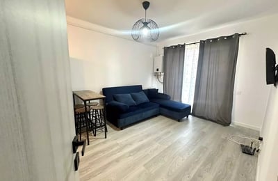Долгосрочная аренда квартиры с 1 спальней, 42 м², Кьяжна, Бухарест, Румыния