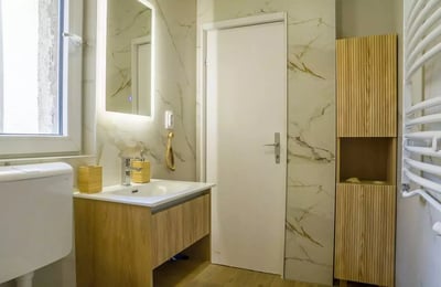 Долгосрочная аренда 2-комнатной квартиры, 60 м², в районе Врачар, Белград, Сербия