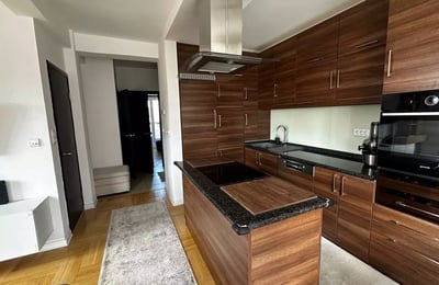 Long-term rental of a 3-room apartment, 64 m², in Vračar, Belgrade, Serbia