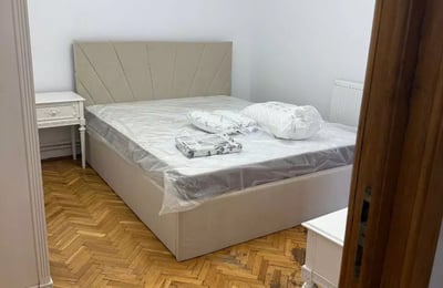 Location longue durée d’un appartement de 4 pièces, 85 m², à Tomis II, Constanța, Roumanie