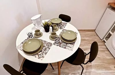 Alquiler a largo plazo de un apartamento tipo estudio, 41 m², en Casa de Cultură, Constanza, Rumanía