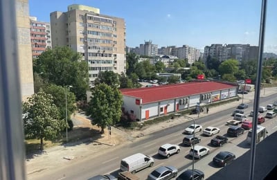 Долгосрочная аренда 3-комнатной квартиры, 102 м², в районе Tomis Nord, Констанца, Румыния