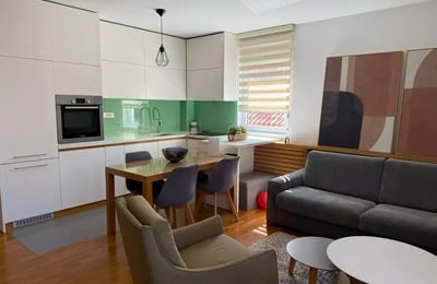 Location longue durée d’un appartement de 3 pièces, 60 m², à Voždovac, Belgrade, Serbie