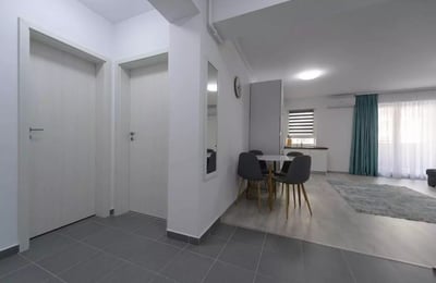 Долгосрочная аренда 2-комнатной квартиры, 61 м², в районе Tomis Plus, Констанца, Румыния
