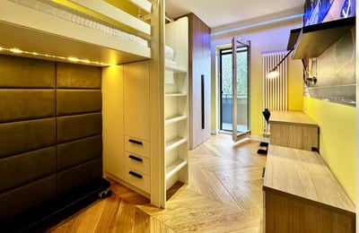 Location longue durée d’un appartement de 4 pièces, 90 m², à Cracovie, Pologne