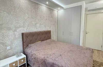 Alquiler a largo plazo de un apartamento de 2 habitaciones, 57 m², en Belgrado, Serbia