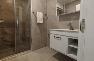 Долгосрочная аренда 2-комнатной квартиры, 45 м², в районе Mamaia Nord, Констанца, Румыния