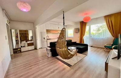 Alquiler a largo plazo de un apartamento de 2 habitaciones, 72 m², en Tomis Plus, Constanza, Rumanía