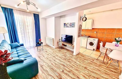 Location longue durée d’un appartement de 2 pièces, 75 m², à Mamaia, Constanța, Roumanie