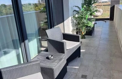 Langzeitmiete einer 2-Zimmer-Wohnung, 70 m², in Constanța, Rumänien