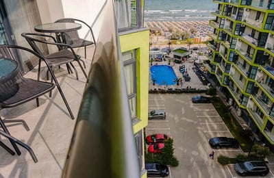 Location longue durée d’un appartement de 2 pièces, 48 m², à Mamaia Nord, Constanța, Roumanie