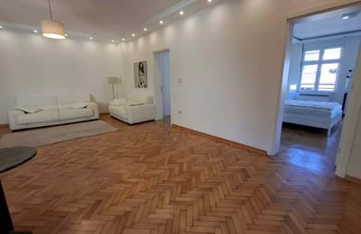 Alquiler a largo plazo de un apartamento de 4 habitaciones, 103 m², en Belgrado, Serbia