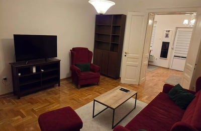 Location longue durée d’un appartement de 3 pièces, 80 m², à Vračar, Belgrade, Serbie