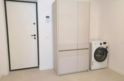 Location longue durée d’un appartement de 2 pièces, 60 m², à Mamaia Nord, Constanța, Roumanie