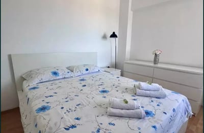 Долгосрочная аренда 3-комнатной квартиры, 80 м², в районе Faleza Nord, Констанца, Румыния