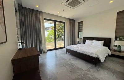 Location longue durée d’une villa de 4 chambres à Nam Viet A, Da Nang, Vietnam