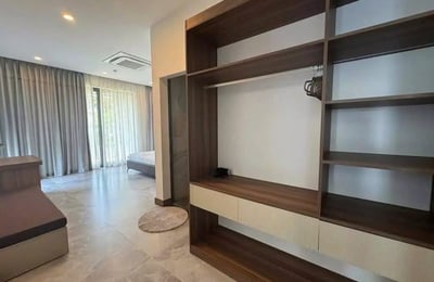 Location longue durée d’une villa de 4 chambres à Nam Viet A, Da Nang, Vietnam