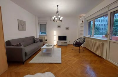 Location longue durée d’un appartement de 2 pièces, 48 m², Palilula, Belgrade, Serbie