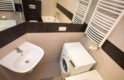 Long-term rental of a 3-room apartment, 50 m², Psie Pole, Wrocław, Poland