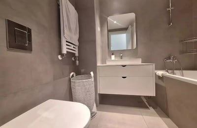 Long-term rental of a 3-room apartment, 72 m², Belgrade Waterfront, Belgrade, Serbia