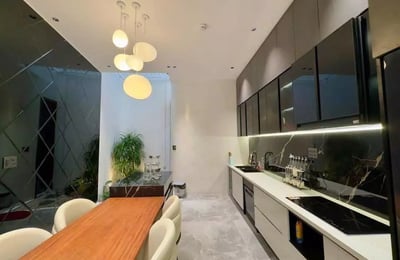 Langzeitmiete eines Hauses, 4 Schlafzimmer, in der Nähe des Pham Van Dong Strandes, Da Nang, Vietnam