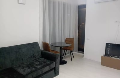Alquiler de cómodos apartamentos de 2 habitaciones, 45 m², Constanța, Rumanía