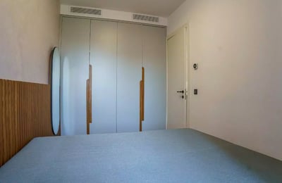 Location d’un appartement moderne de 2 pièces, 46 m², Novi Dorćol, Belgrade, Serbie