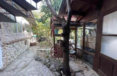 Аренда уютного 2-комнатного апартамента с двориком, Варна, Болгария