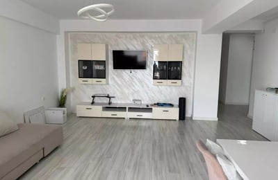 Location d’appartements confortables de 3 pièces, 70 m², Faleza Nord, Constanța, Roumanie