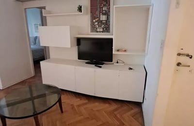Rental of a cozy 2-room apartment, Recoleta, Buenos Aires, Argentina