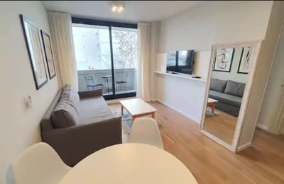 Long-term rental in Buenos Aires: Modern 2-room apartment with balcony, rooftop pool and gym in Palermo Soho