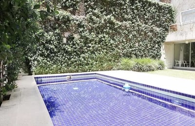 Long-term rental in Buenos Aires: Bright 2-room apartment with balcony and pool in Palermo Hollywood