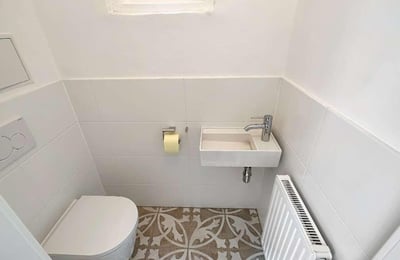 Apartamento histórico frente a la estación de metro Schottenring en el distrito 1 de Viena