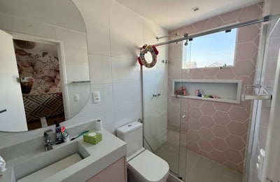 Vermietung einer großzügigen Villa mit 4 Schlafzimmern und Pool, Barra da Tijuca, Rio de Janeiro, Brasilien