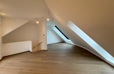 Alquiler Apartamento 4 Habitaciones 112m² con Terraza en el Techo en Sievering, Viena