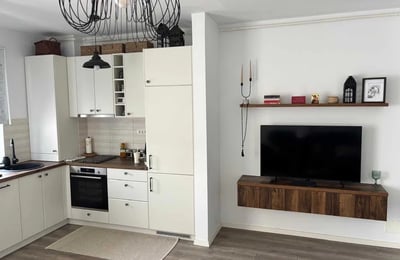 Аренда светлой и уютной 2-комнатной квартиры 55 м² в районе Noua, Брашов, Румыния