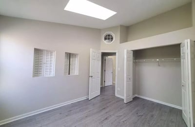 Long-Term Rental – Renovated 2BR Townhouse in Wheeling, IL, USA (Polo Run)