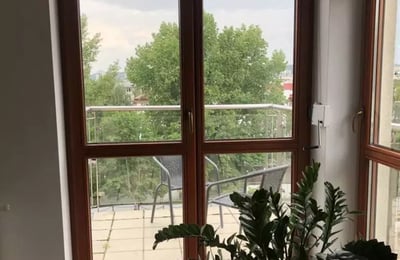 Long-term rental of a 2-room apartment, 48 m² in Krakow, Poland