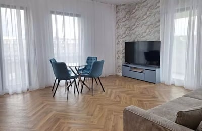 Аренда роскошной 2-комнатной квартиры, 54 м², Zorilor, Клуж-Напока, Румыния