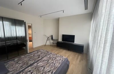 Location d’un appartement premium meublé, 80 m², Tbilissi, Géorgie