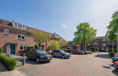 Langfristige Vermietung eines geräumigen Hauses mit 5 Schlafzimmern in Amstelveen, Niederlande