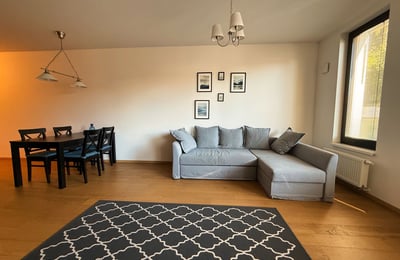 Location d’un appartement spacieux et meublé de 2 pièces, 58 m², Staré Mesto, Bratislava, Slovaquie