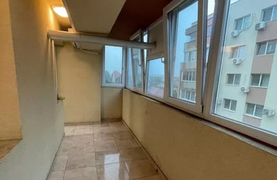Alquiler a largo plazo de un piso de 2 habitaciones, 60 m², Bucarest, Rumanía
