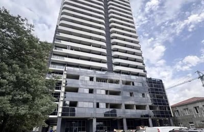 Location d’un appartement cosy et meublé avec balcon, 47 m², Batoumi, Géorgie