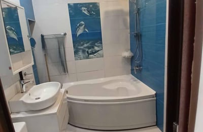 Helle, komfortable Wohnung mit großem Balkon zur Miete, 85 m², Batumi, Georgien