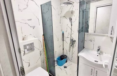 Helle, möblierte Wohnung mit Balkon zur Miete, 65 m², Alt-Batumi, Batumi, Georgien