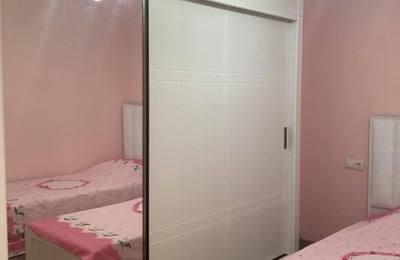Location d'un appartement spacieux et entièrement meublé, 75 m², Batoumi, Géorgie