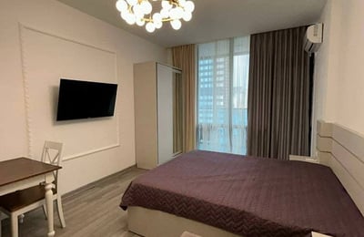 Location d'un studio premium cosy et spacieux avec balcon, 38 m², Batoumi, Géorgie