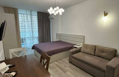 Location d'un studio premium cosy et spacieux avec balcon, 38 m², Batoumi, Géorgie