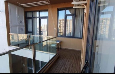 Alquiler de apartamento amplio y completamente amueblado, 90 m², Batumi, Georgia